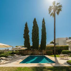 Villa Aviemore - Luxury Villa with Pool in Nueva Andalucia