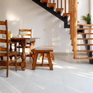 Sun Contemporary by Dia Hotels and Homes