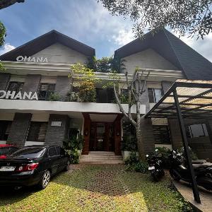 Collection O near Universitas Pelita Harapan formerly Ohana Residence Karawaci
