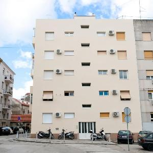 Apartments with WiFi Split - 25419