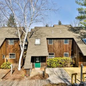 Windham Mountain Condo with Deck & Stunning Views