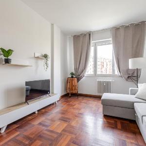 Magic Rent - Piazzale Carlo Maciachini 11 Milano