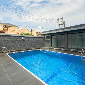 Mex 1 bedrooms Lekki phase1