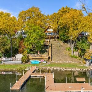Lakefront Retreat with Dock BBQ and Lake Access