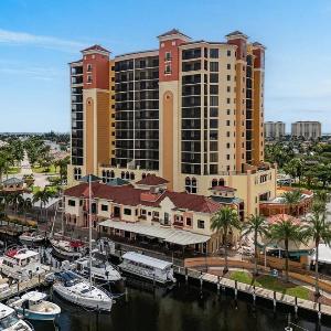 Luxury 2 Bed 2 Bath Waterfront Condo at Cape Harbour