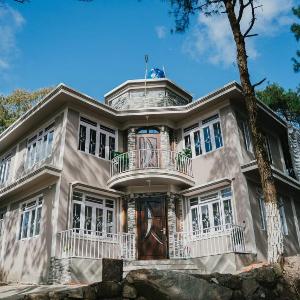 Betbet & Zaza Woodhills Homestay