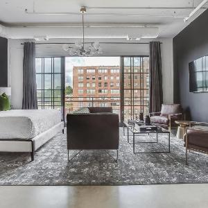 Green with Envy by Atlanta Luxury Rentals