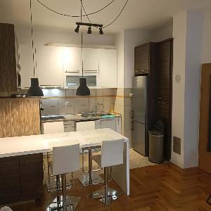 River & Garden Apartment