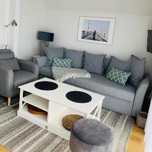 Ferienhaus Reetloft mit großer Terrasse in Grossenbrode