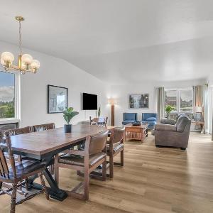 River's Edge Condominiums Unit 4