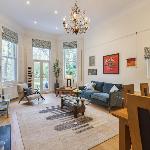 Veeve - South Kensington Garden Escape 