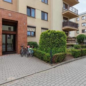 Cozy Apartment Jelitkowski Dwor in Gdansk with Parking by Noclegi Renters