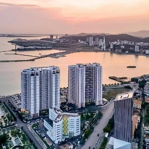 Cozy Studio Sapphire Ha Long - City View Balcony
