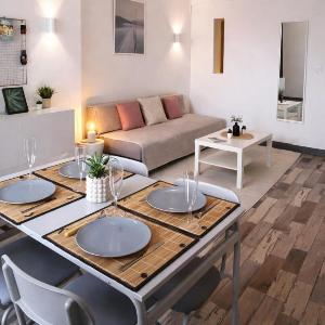 Le Royal Colbert - Hyper Centre - Cozy & Elegant