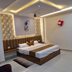 Hotel O The Hotel Rolex