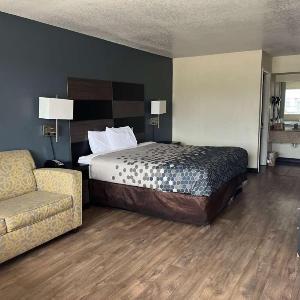 FairBridge Inn & Suites near Riverwalk - Alamo