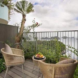 Flamingo Cát Bà Sea Residence  Sky Villa Premier Ocean View King Bed