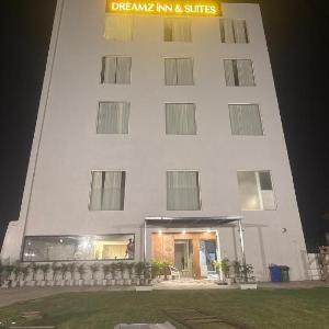 DREAMZ INN & SUITE