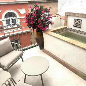 Santas Patronas Olehousing