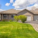 Lakeside Leisure * HotTub *Golf Course * Sleeps 10 Klamath Falls Oregon