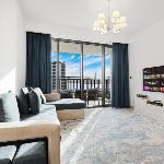 FIRST CLASS 2BR Captivating Burj Khalifa View 