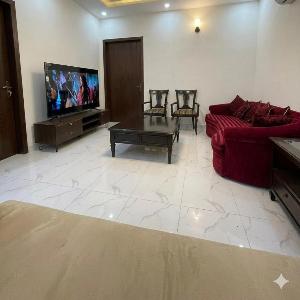 Demure Apartments Modern 2 BR Gulberg Near Qaddafi Stadium