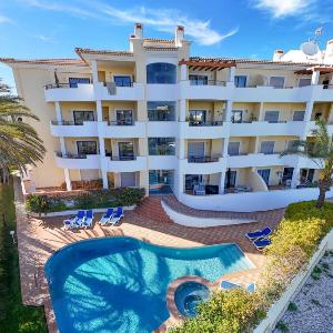 Porto de Mós Holiday