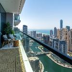 Vida Residences Dubai Marina & Yacht Club - Sea View and Dubai Eye View Dubai Marina