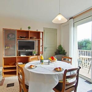 Appartement T3 avec balcon à 50m de la plage