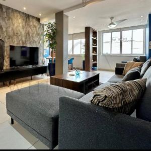 Best 2 bedroom condo 3 bathroom
