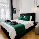 Top Central Cozy Nest 3Bdr - Steps to Main Attractions Budapest