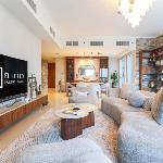 Elite LUX Holiday Homes - Ultra Modern 2BR Balcony Marina & Park Views