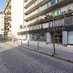 Spacious 2-Bedroom Apartment with Balcony in Paris