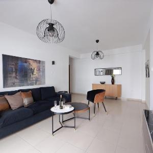 TelMar Central Modern Retreat