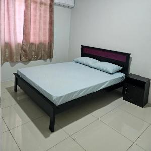 Nyra's Apartment