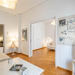 Elegant Art-Filled 80sqm Apartment in Kolonaki Steps from Syntagma