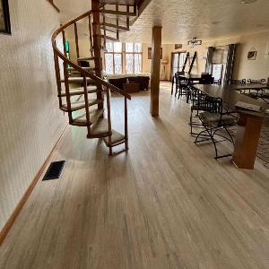 Falling Timber- A Frank Lloyd Wright Inspired Staycation