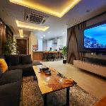 Premium Family One Bed Apartment - Goldcrest Mall and Residency 