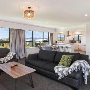 Base Camp on Matipo - Great Location with Games Room