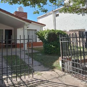 Casa con pileta privada en Villa Corlas Paz - Cerca del lago