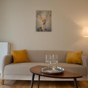 Modern City Centre Flat with Balcony