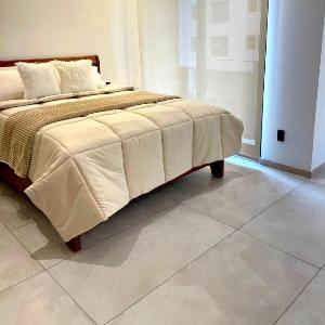 Elegant Studio Pool & Jacuzzi