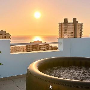 PHPunta CapFerrat Penthouse Duplex Jacuzzi y BBQ