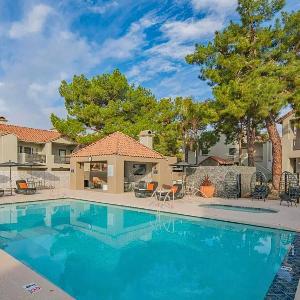 Golfers Desert Oasis Luxury Clubhosue Near TPC H2280