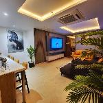 Presidential One-Bed Apartment - Goldcrest Mall and Residency
