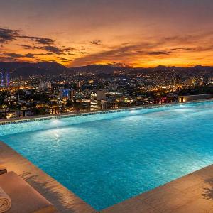 Luxury Vista Tower Escalón Rooftop Pool 3 Bedrooms