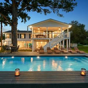Restful Retreat Heated Pool & Game Room