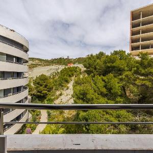 Hill Side Suite 5 by Premium Selection