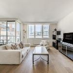 Veeve - Chelsea Harbour Elegance