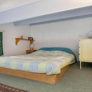 STUDIO MEZZANINE CLIMATISE POUR 4 PERSONNES